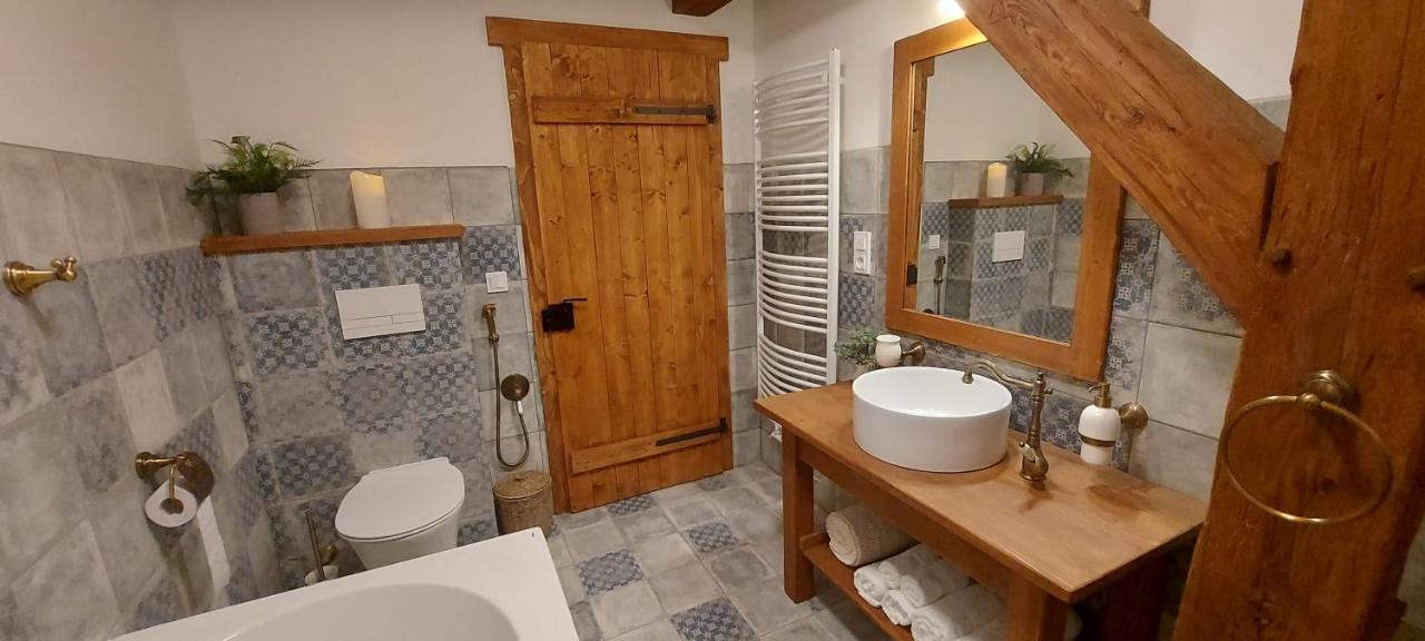 Apartmany Ve Starem Pivovaru Malesov Екстериор снимка