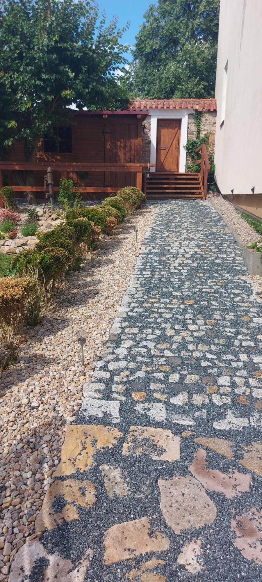 Apartmany Ve Starem Pivovaru Malesov Екстериор снимка