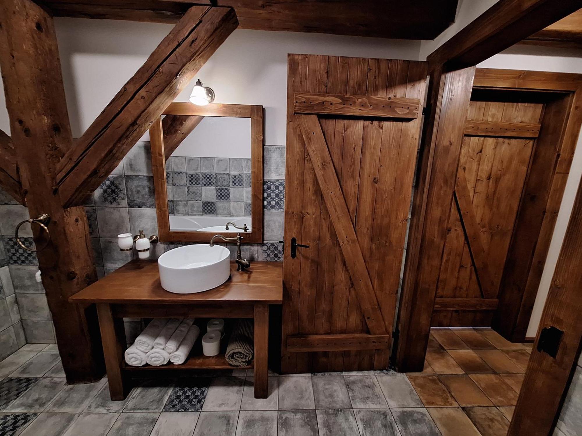 Apartmany Ve Starem Pivovaru Malesov Екстериор снимка